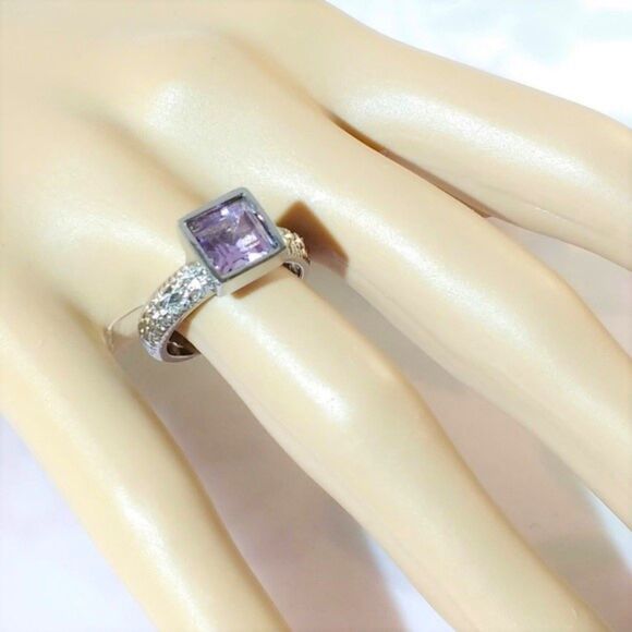 Amethyst 1.8 Carats Stainless Steel Size 8 - Picture 7 of 7